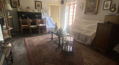 Country house 12 rooms of 230 m² in Laval-Roquecezière (12380)