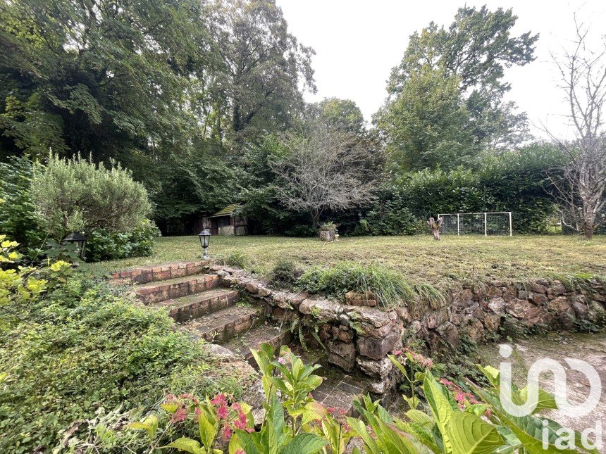 Maison traditionnelle 5 pièces de 118 m² à Saint-Fargeau-Ponthierry (77310)