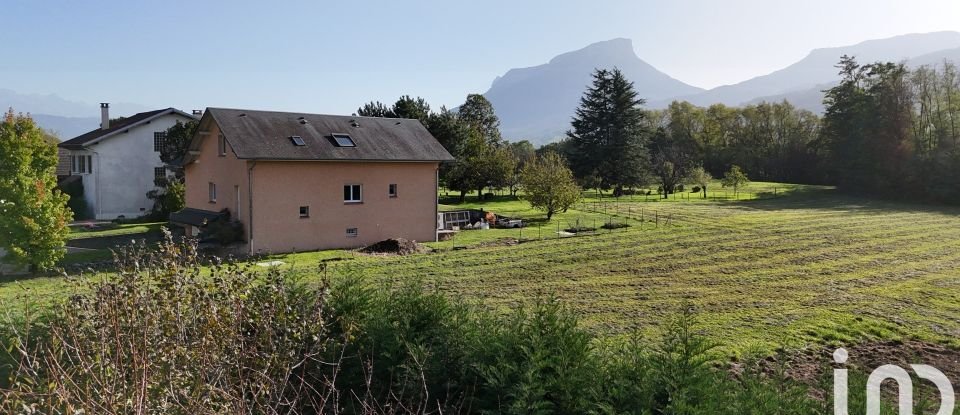 Land of 392 m² in La Ravoire (73490)