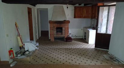 Maison 4 pièces de 82 m² à Guilly (36150)