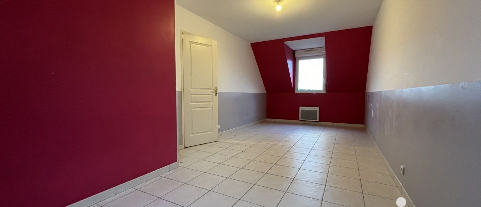 House 7 rooms of 117 m² in Distré (49400)