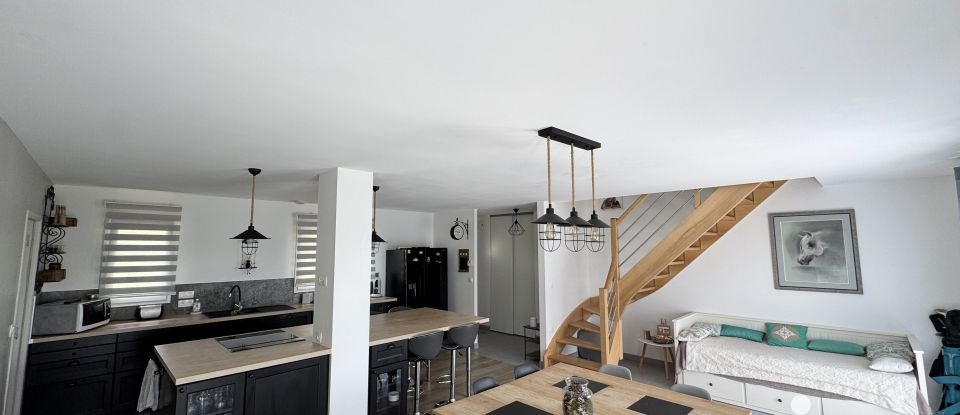 Maison 5 pièces de 123 m² à Fons (46100)