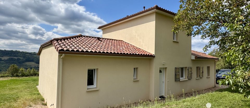 Maison 5 pièces de 123 m² à Fons (46100)