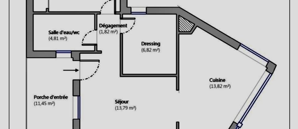 Maison traditionnelle 5 pièces de 154 m² à Mandelieu-la-Napoule (06210)