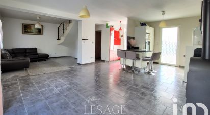 House 4 rooms of 90 m² in Beauvoisin (30640)