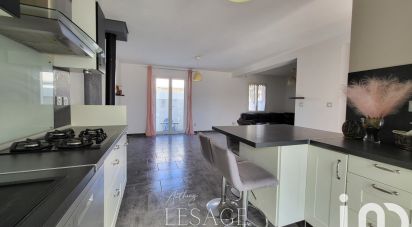 Maison 4 pièces de 90 m² à Beauvoisin (30640)