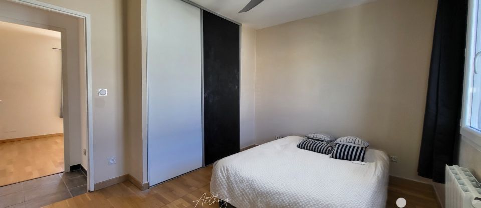 Maison 4 pièces de 90 m² à Beauvoisin (30640)