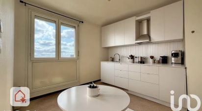 Appartement 2 pièces de 48 m² à La Chapelle-Saint-Luc (10600)