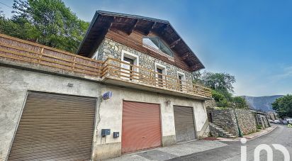 Châlet 4 pièces de 111 m² à Venanson (06450)