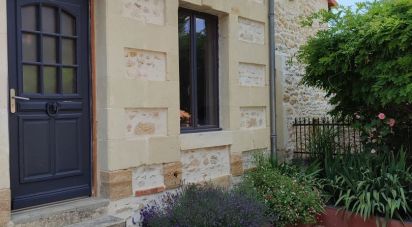 House 7 rooms of 196 m² in Thouars (79100)