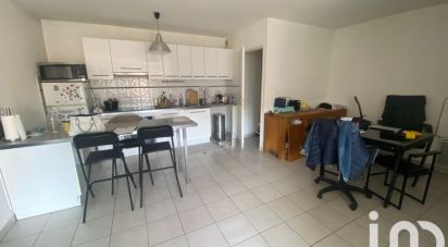 Appartement 4 pièces de 81 m² à Bordeaux (33000)