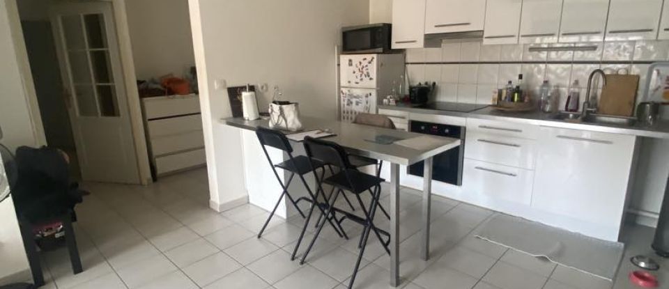 Appartement 4 pièces de 81 m² à Bordeaux (33000)