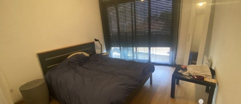 Appartement 4 pièces de 81 m² à Bordeaux (33000)