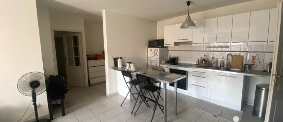 Appartement 4 pièces de 81 m² à Bordeaux (33000)