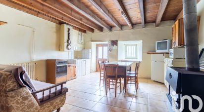 Village house 3 rooms of 60 m² in Saint-Victor-la-Rivière (63790)