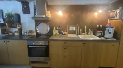 Triplex 3 rooms of 90 m² in Paris (75002)