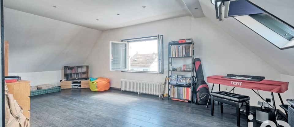 Maison 5 pièces de 100 m² à Montfermeil (93370)