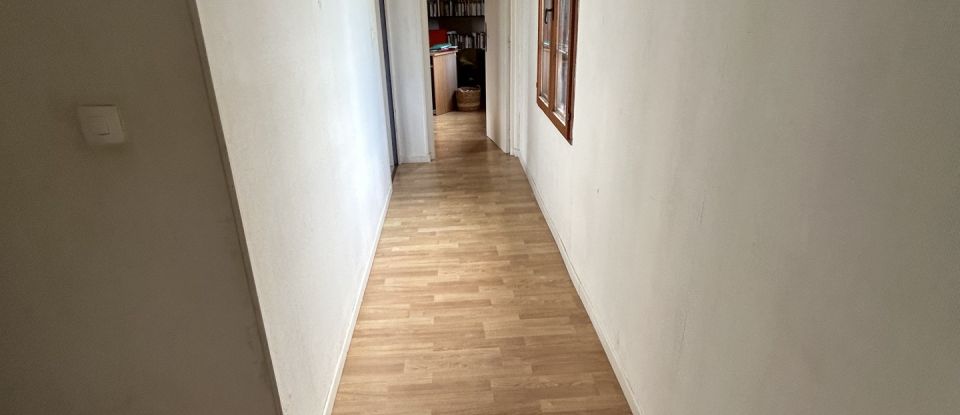 Maison de campagne 5 pièces de 110 m² à Freneuse-sur-Risle (27290)