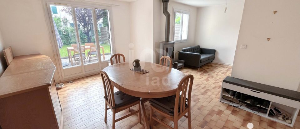 House 7 rooms of 114 m² in Bures-sur-Yvette (91440)