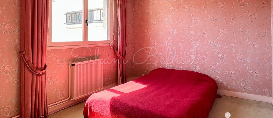 Traditional house 5 rooms of 140 m² in Saint-Maur-des-Fossés (94210)