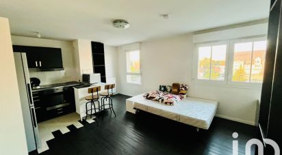 Studio 1 pièce de 29 m² à Stains (93240)