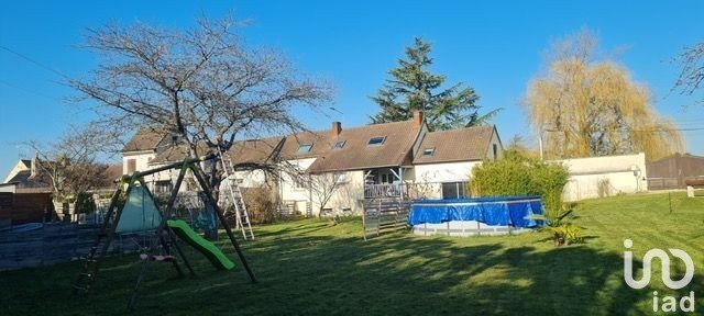 Maison 5 pièces de 85 m² à Cherré (72400)