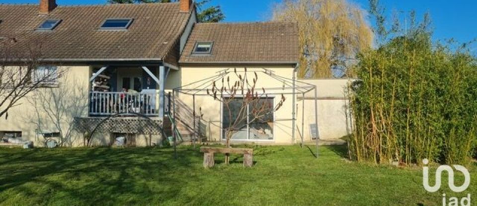 Maison 5 pièces de 85 m² à Cherré (72400)