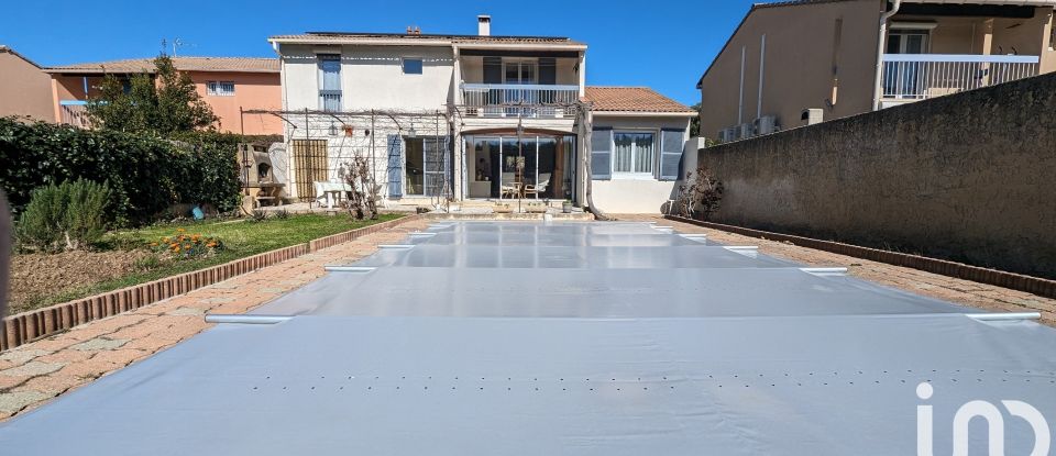 Maison 7 pièces de 137 m² à Le Pontet (84130)