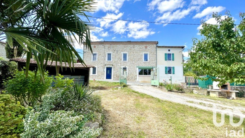 Maison 8 pièces de 340 m² à Marignac-Laspeyres (31220)