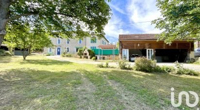 Maison 8 pièces de 340 m² à Marignac-Laspeyres (31220)