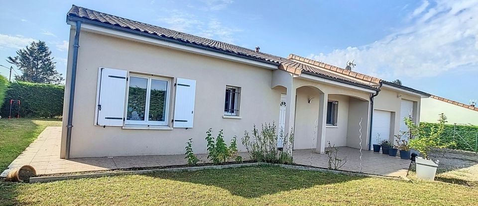 Maison 4 pièces de 92 m² à Voulon (86700)