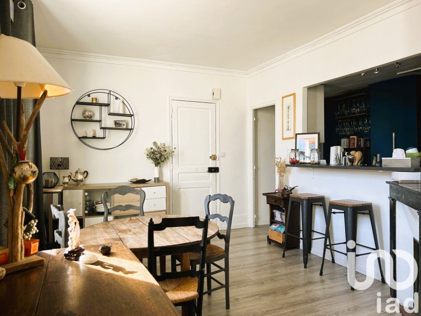 Apartment 3 rooms of 57 m² in Versailles (78000)