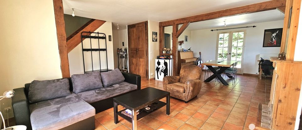 Maison 6 pièces de 114 m² à Ouerre (28500)