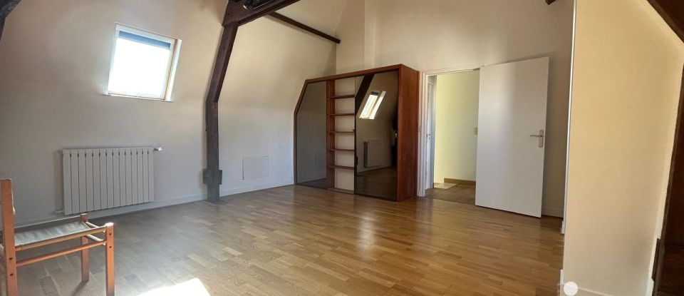 Maison traditionnelle 9 pièces de 207 m² à Morsang-sur-Orge (91390)