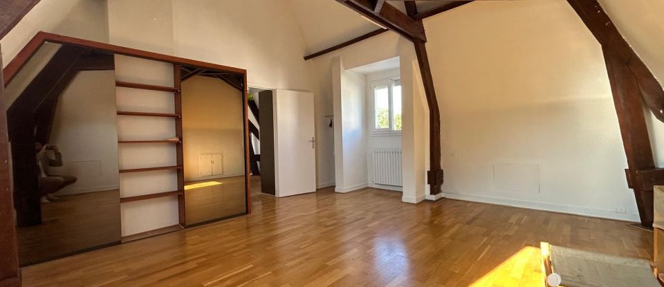 Maison traditionnelle 9 pièces de 207 m² à Morsang-sur-Orge (91390)