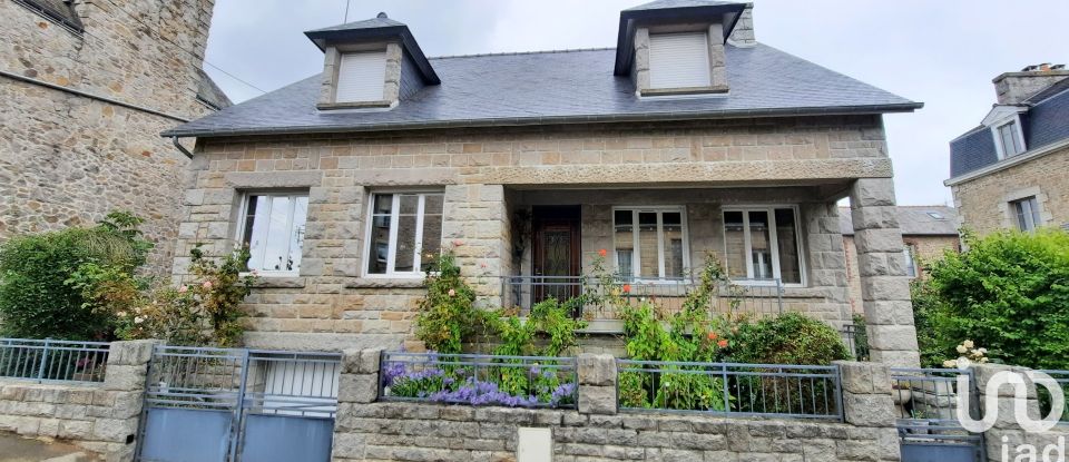 Maison de ville 5 pièces de 140 m² à Dinan (22100)