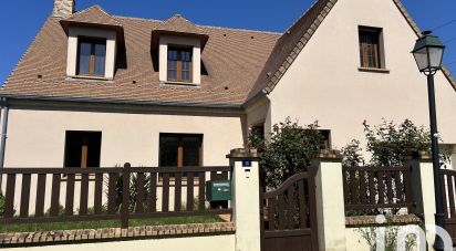 Maison 8 pièces de 170 m² à Saint-Rémy-lès-Chevreuse (78470)