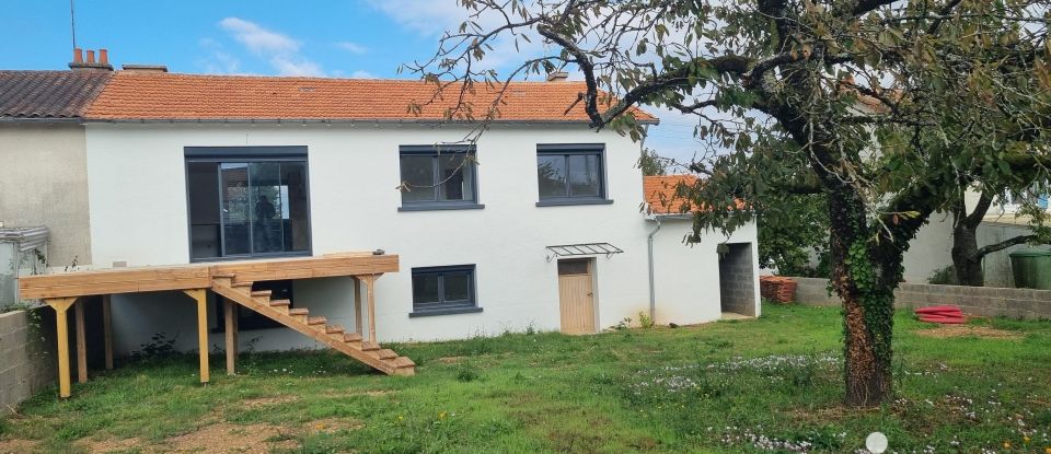 Maison traditionnelle 6 pièces de 117 m² à Migné-Auxances (86440)