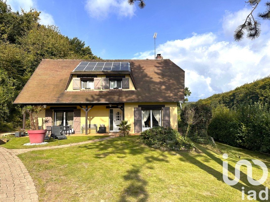 Country house 5 rooms of 145 m² in Fontaine-sous-Préaux (76160)