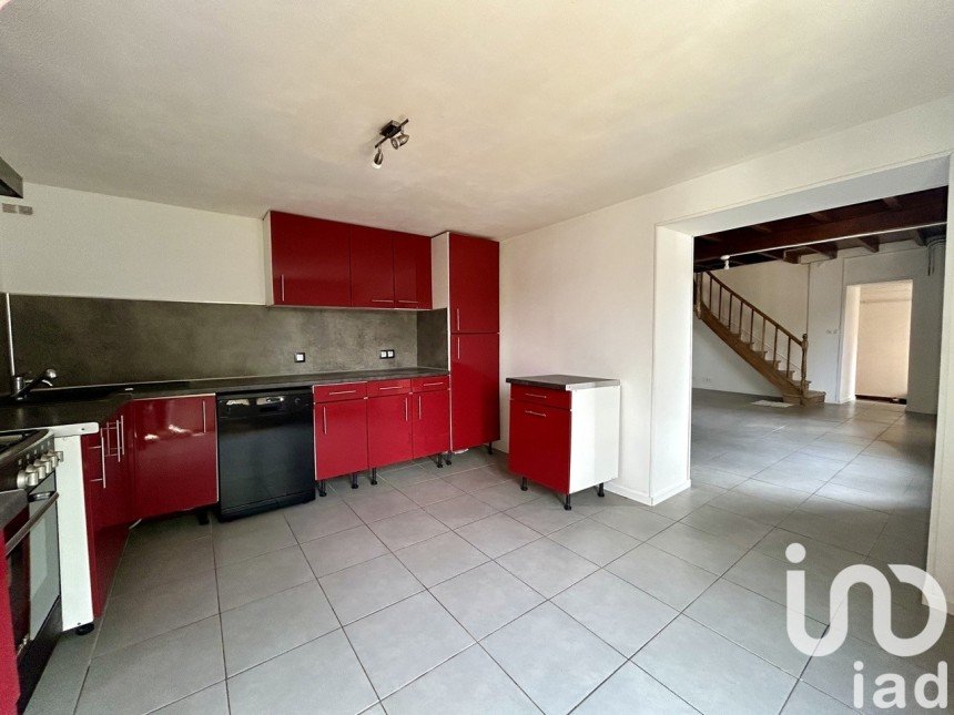 Maison 5 pièces de 95 m² à Thouars (79100)