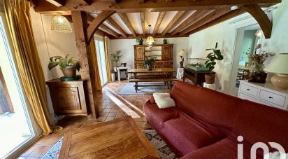 Traditional house 5 rooms of 131 m² in Candresse (40180)