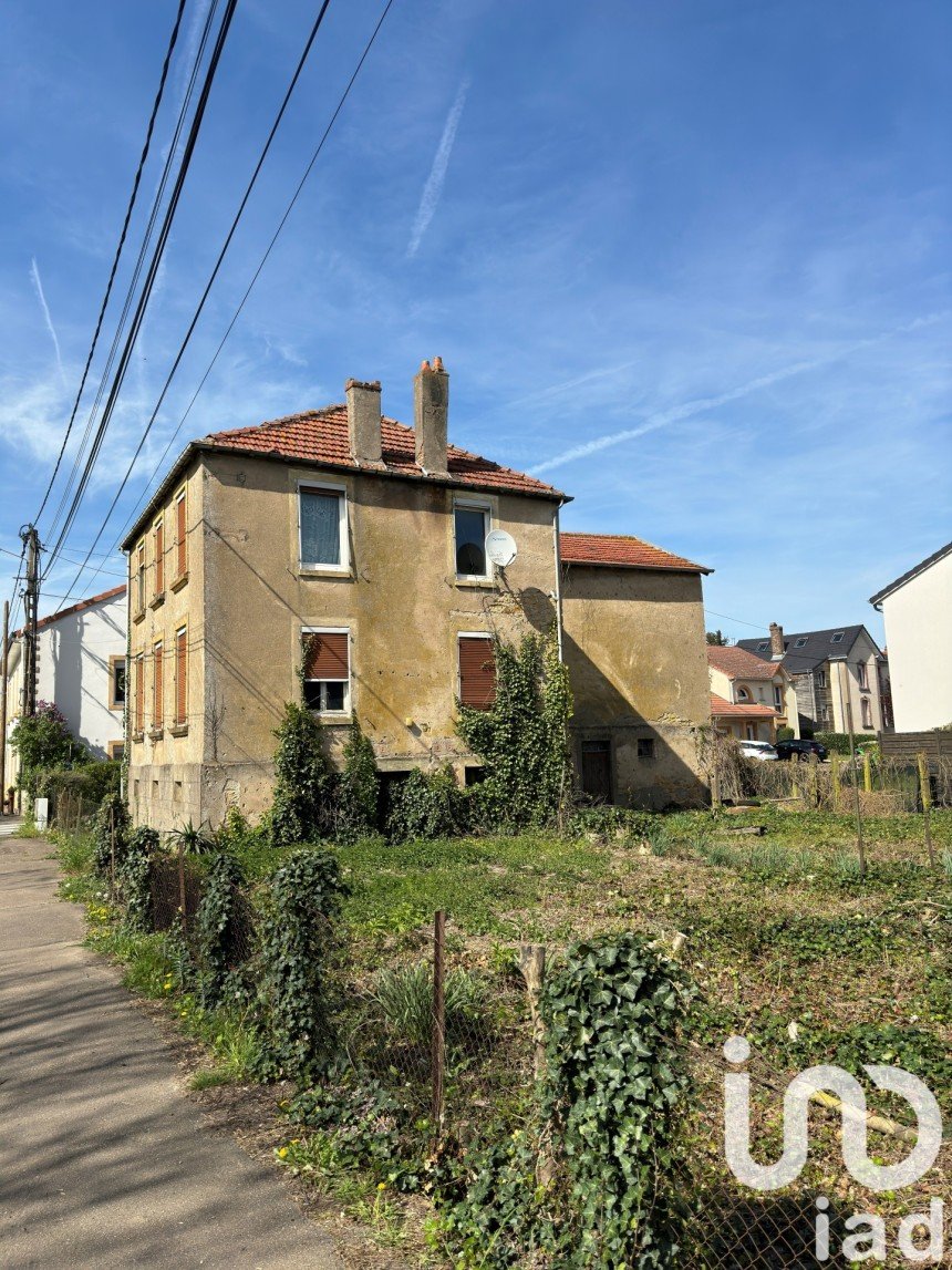 House 6 rooms of 132 m² in Courcelles-sur-Nied (57530)