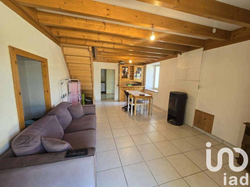 Maison 3 pièces de 58 m² à LES ABRETS (38490)