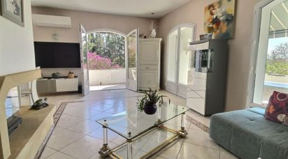 House 6 rooms of 155 m² in Bandol (83150)