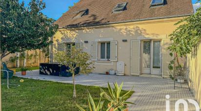 House 10 rooms of 162 m² in Rosny-sur-Seine (78710)