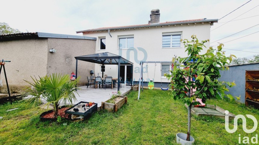 Traditional house 6 rooms of 196 m² in Autrepierre (54450)