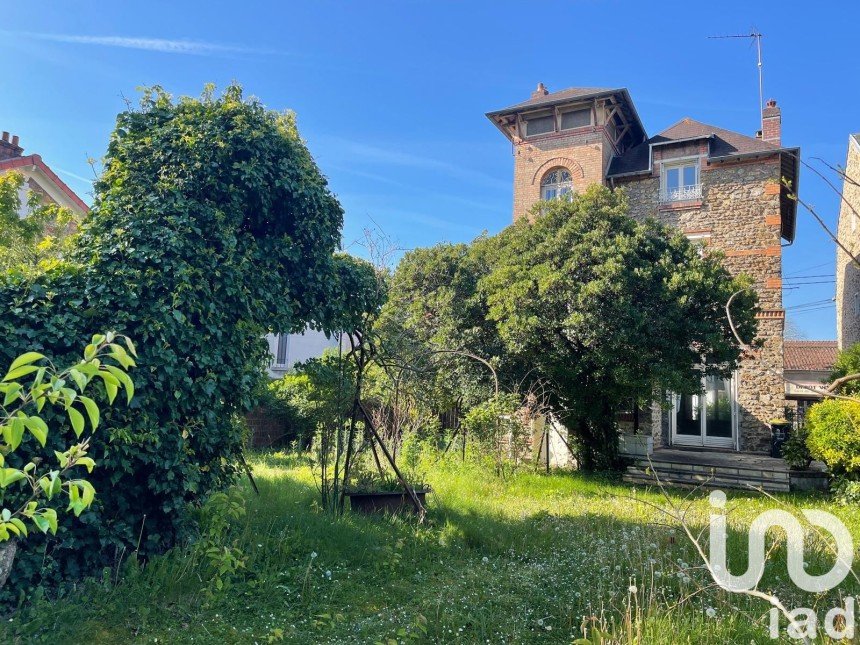 Maison traditionnelle 6 pièces de 135 m² à Savigny-sur-Orge (91600)