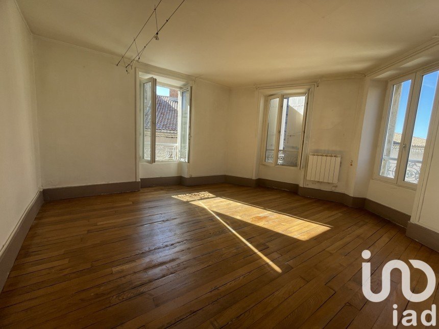 Appartement 4 pièces de 54 m² à Aubenas (07200)