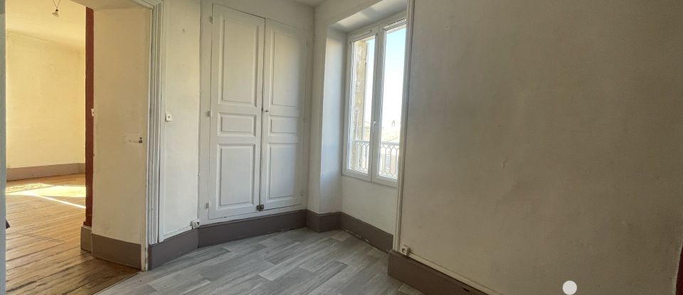 Appartement 4 pièces de 54 m² à Aubenas (07200)