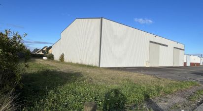 Commercial walls of 2,150 m² in Crevin (35320)